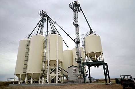 Fertilizer Bin System