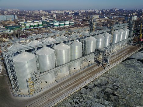 AGI Grain Bins